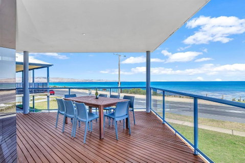 Sail Away - Aldinga Beach - C21 SouthCoast Holidays - Accommodation Broome 0