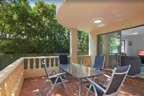 Salerno - Hosted By Burleigh Letting - Accommodation Broome 2