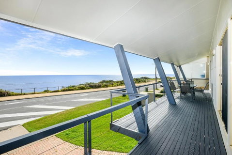 Salt - Aldinga Beach - C21 SouthCoast Holidays - Accommodation Broome 1