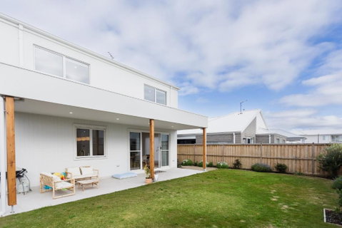 Saltwater Lux, 4 Bdrm, 3 Bath, Golf, Weddings, Beaches, Adventure Park - Accommodation Broome 3
