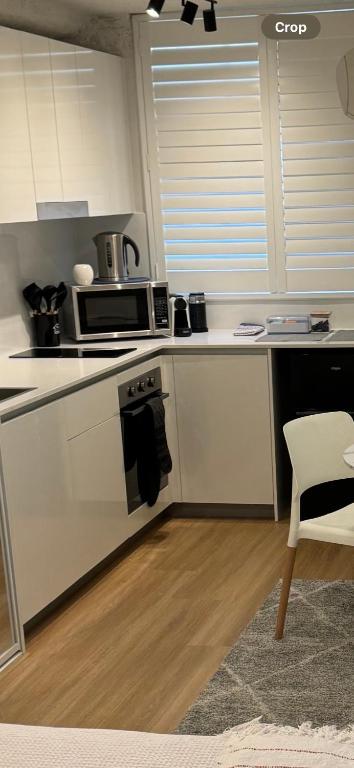 Sam The Central Studio - Accommodation Broome 3