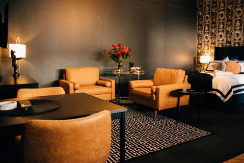 Rooms Of Renown - The Panaretto Parlour - Accommodation Broome 0