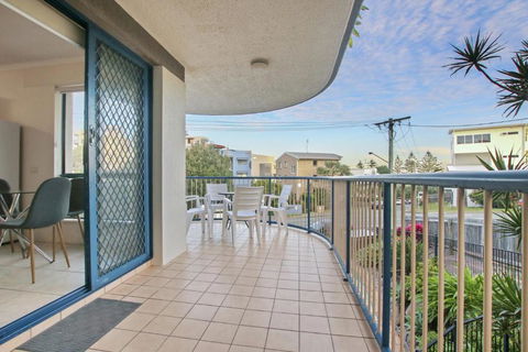 Sandalwood Unit 1 66 Lower Gay Tce - Accommodation Broome 2