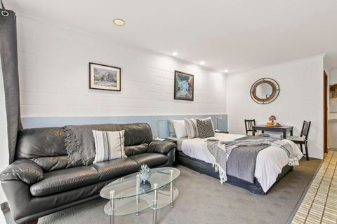 Sandbar Motel - Accommodation Broome 0