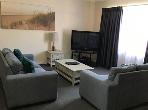 Sandcastles Holiday Apartments - Accommodation Broome 3