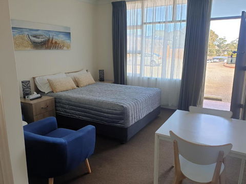 Sandpiper Motel Ulladulla - Accommodation Broome 0