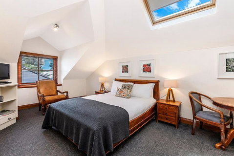 Sandstone Suites - In The Heart Of Port Fairy - Accommodation Broome 1