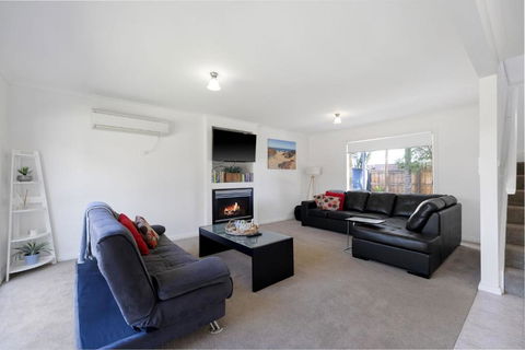 Sandy Beach House Cowes - Accommodation Broome 2