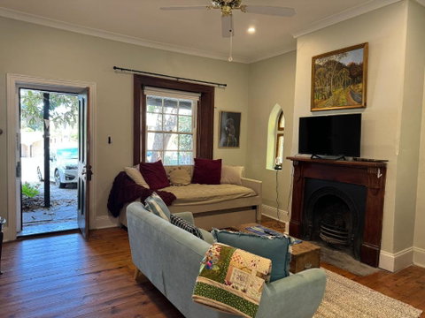 The Garden Cottage - Accommodation Broome 0