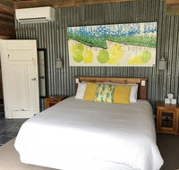 Bed in a Shed Vineyard Stay - Accommodation Broome