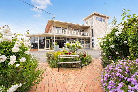 Best Westlander Motor Inn - Accommodation Broome 0