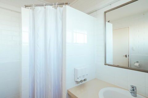 Big Windmill Corporate & Family Motel - Accommodation Broome 2