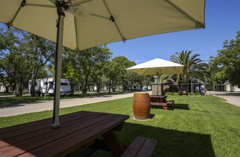 BIG4 Wangaratta North Cedars Holiday Park - Accommodation Broome 2