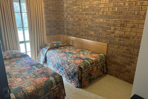 Tocumwal Early Settlers Motel - Accommodation Broome 2