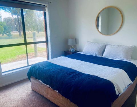 Wings Field - Relaxing Family Farm Stay - Accommodation Broome 3