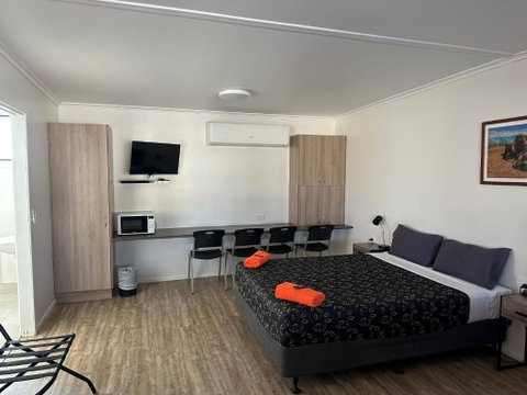 Winton Outback Motel - Accommodation Broome 2