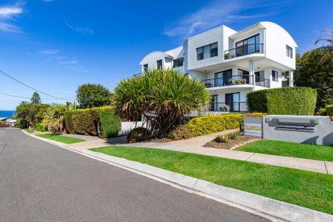Your Home From Home With Ocean Views - Accommodation Broome 1