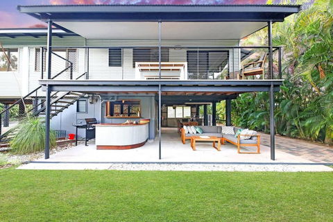 A Tropical Pool Paradise In Rapid Creek - Accommodation Broome 0
