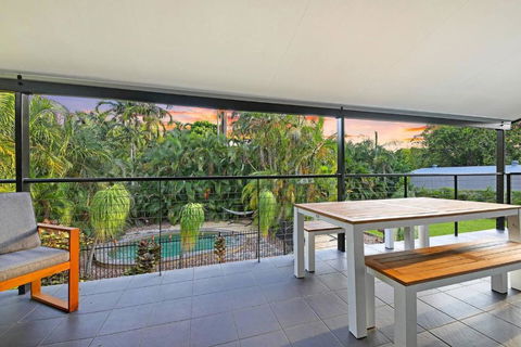 A Tropical Pool Paradise In Rapid Creek - Accommodation Broome 2