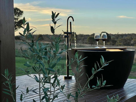 Alum Rock Hideaway - Accommodation Broome 0