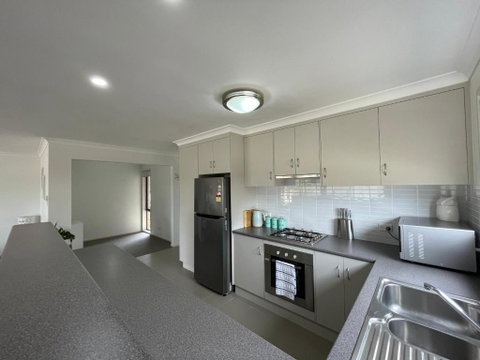 Yass Valley Stays - Convenient & Comfortable - Accommodation Broome 1