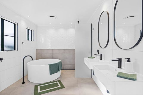 Spearmint House - Art Deco Gem In Misty Mountains - Accommodation Broome 3