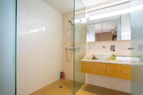 ZEN PARADISE - 2-BR Waterfront Ocean View Retreat - Accommodation Broome 2