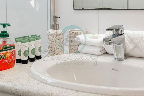 ZEN Nightcliff Foreshore 2-BR Cozy & Quiet Getaway - Accommodation Broome 1