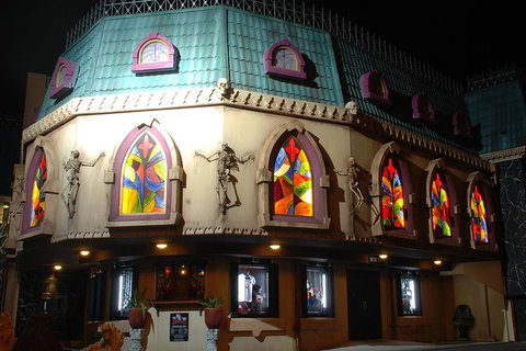 Dracula's Cabaret - Gold Coast - Accommodation Broome 1