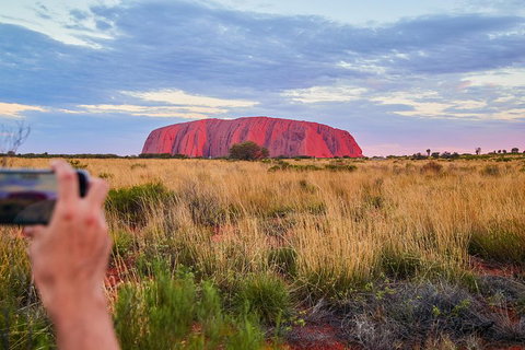 Uluru (Ayers Rock) Sunset With Outback Barbecue Dinner And Star Tour - Accommodation Broome 0