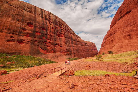 Kata Tjuta Sunrise And Valley Of The Winds Half-Day Trip - Accommodation Broome 3