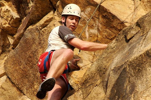 Rock Climbing At The Kangaroo Point Cliffs In Brisbane - Accommodation Broome 0