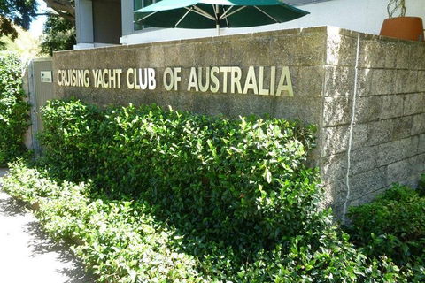 Private Essential Sydney Tour Including Lunch At The Cruising Yacht Club Of Australia - Accommodation Broome 2