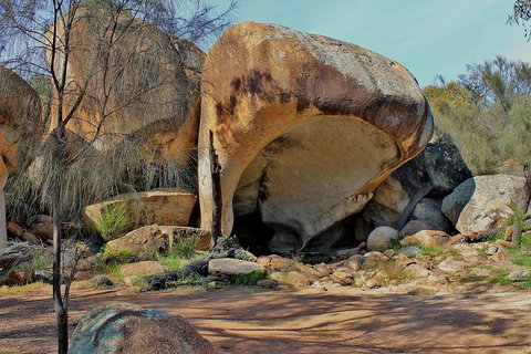 Wave Rock And Pinnacles Air & Ground Tour - Accommodation Broome 3