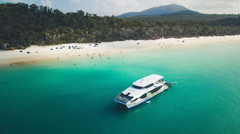 Whitehaven Beach And Daydream Island Cruise - Accommodation Broome 1