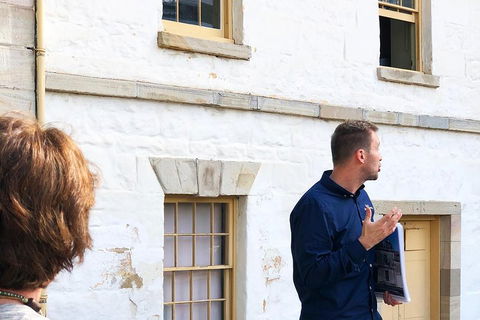 Convicts And The Rocks: Sydney's Walking Tour Led By Historian - Accommodation Broome 2