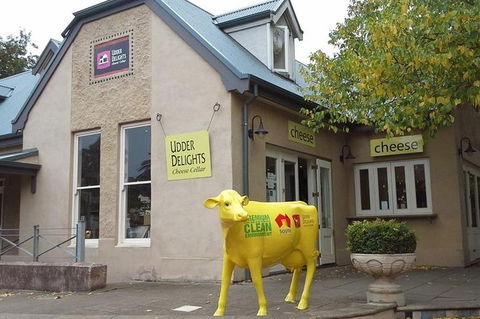 Adelaide Hills Regional / Hahndorf German Village Tour - Accommodation Broome 2