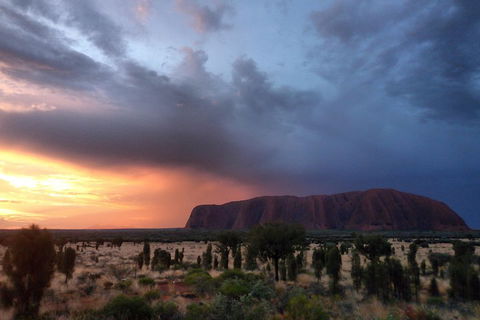 Uluru Small Group Tour Including Sunset - Accommodation Broome 4