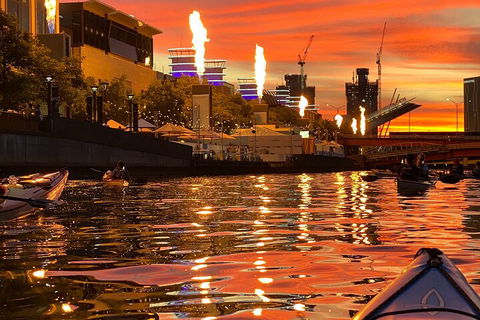 Melbourne Sunset Kayaking Experience With Dinner - Accommodation Broome 4