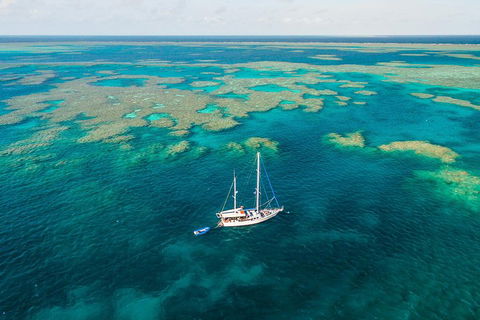 3 Day Whitsundays Sailing And Diving Adventure: Kiana - Accommodation Broome 1