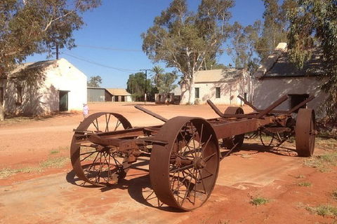 Palm Valley 4WD Day Tour - Accommodation Broome 0