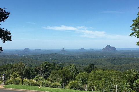 Sunshine Coast Signature High Tea And Wine Experience (Min 6 Adults) - Accommodation Broome 1