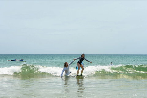 Private Beginners Surf Lessons, Noosa World Surf Reserve - Accommodation Broome 0