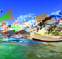 Bondi Like a Local Half-Day Sightseeing Tour Including Surf Lesson